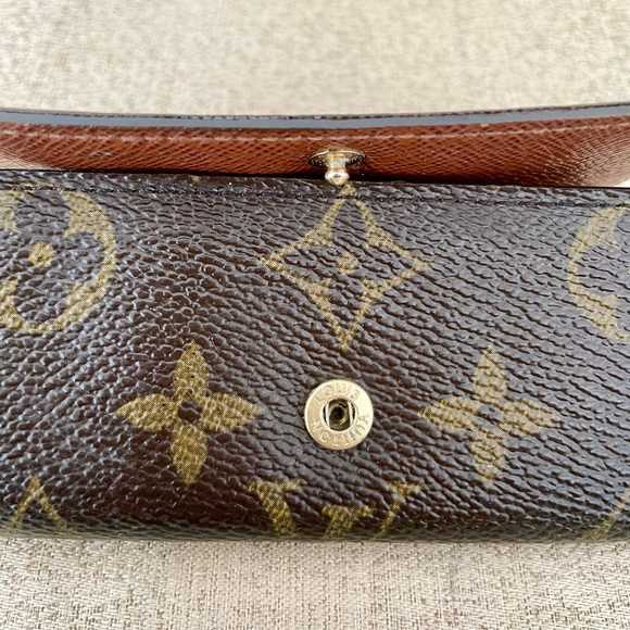 Authentic Louis Vuitton Monogram 4 Key Wallet Card Holder - Picture 6 of 16